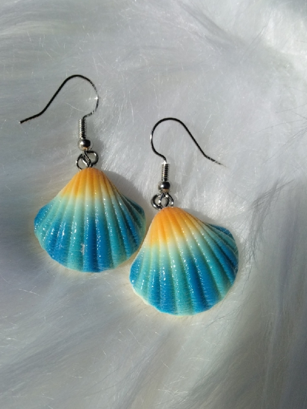 Adorable Faux Shell Earrings